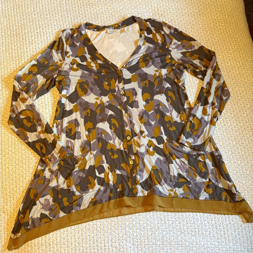 Logo by Lori Goldstein Tunic Top